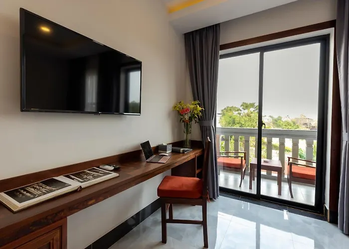 Blanc Smith Hotel 4*