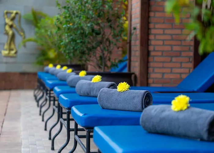 Blanc Smith Hotel 4*